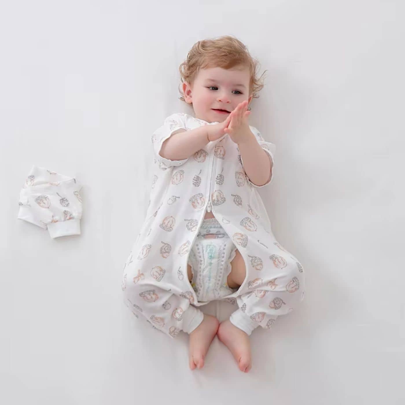 Pyjama-bebe-fille-couche