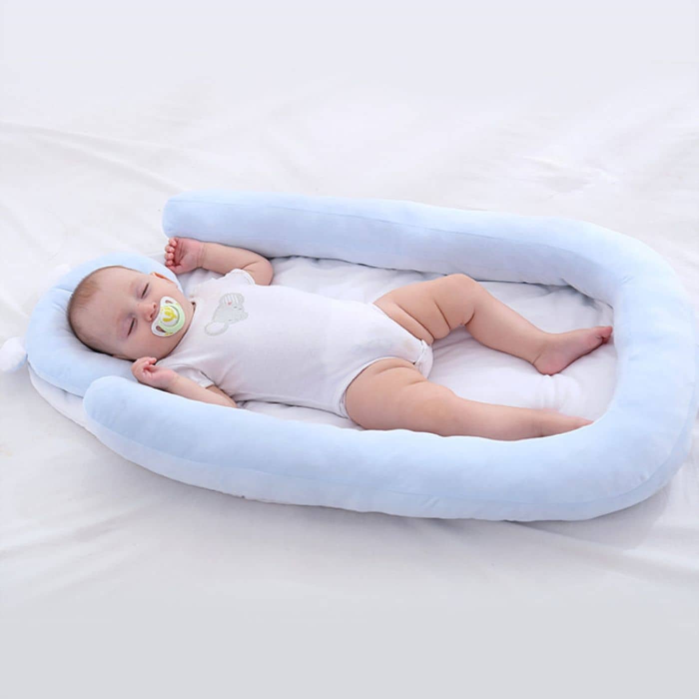 Réducteur-de-lit-bebe-soin